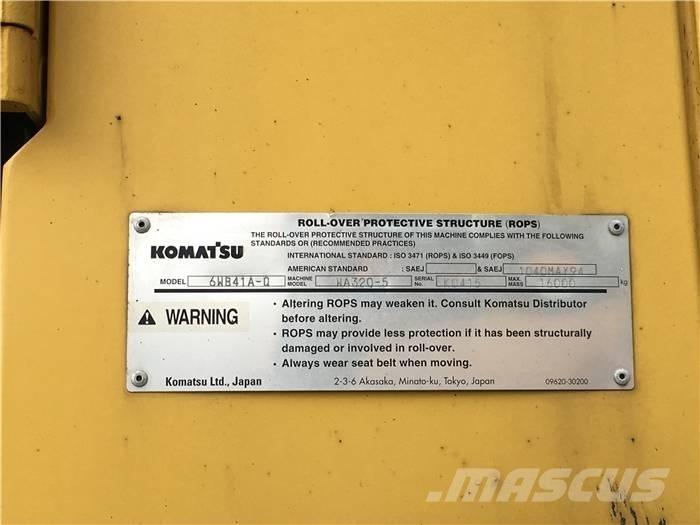 Komatsu WA 320-5 Фронтальні навантажувачі