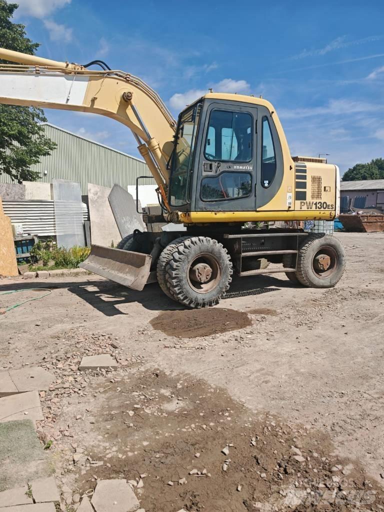 Komatsu PW 130ES-6K Колісні екскаватори