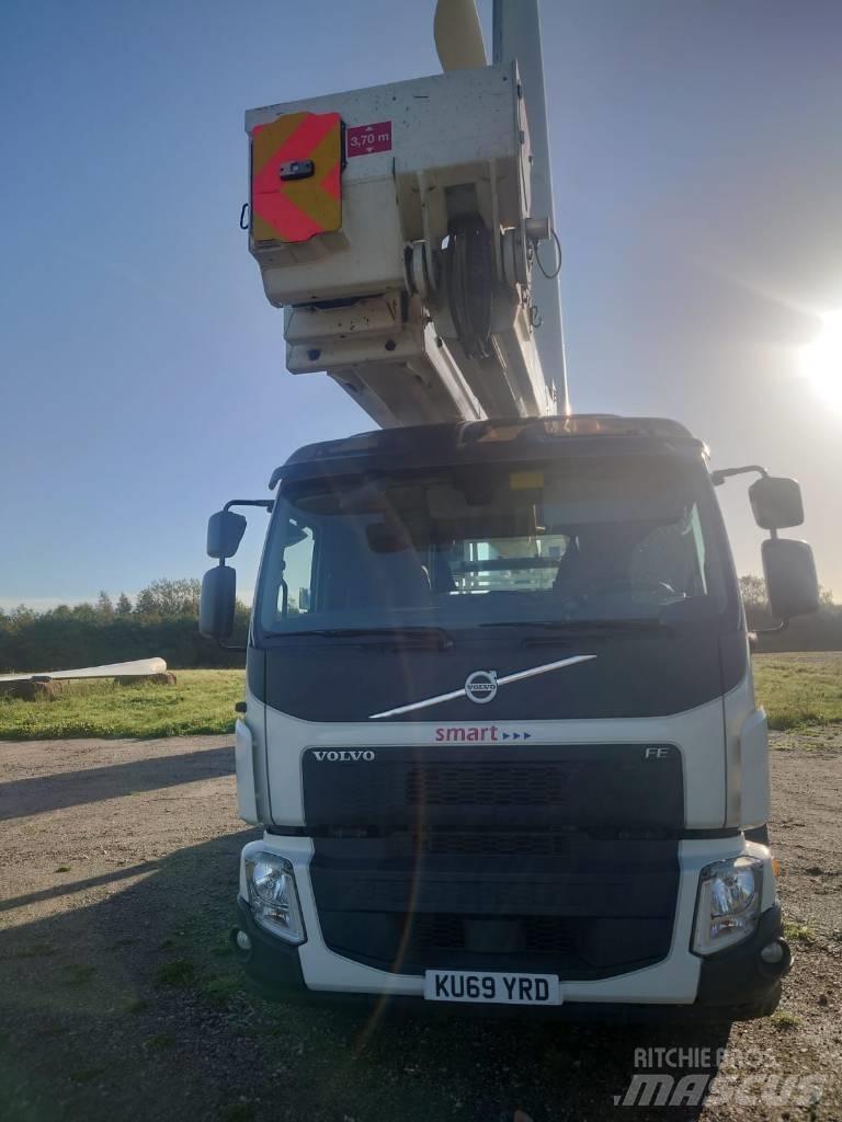 Bronto S38XDT - POA Автовишки на базі вантажівки