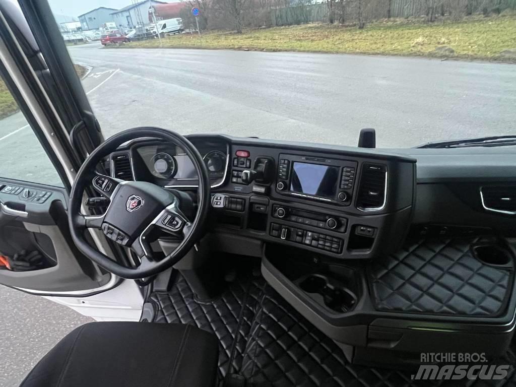Scania R 410 Тягачі