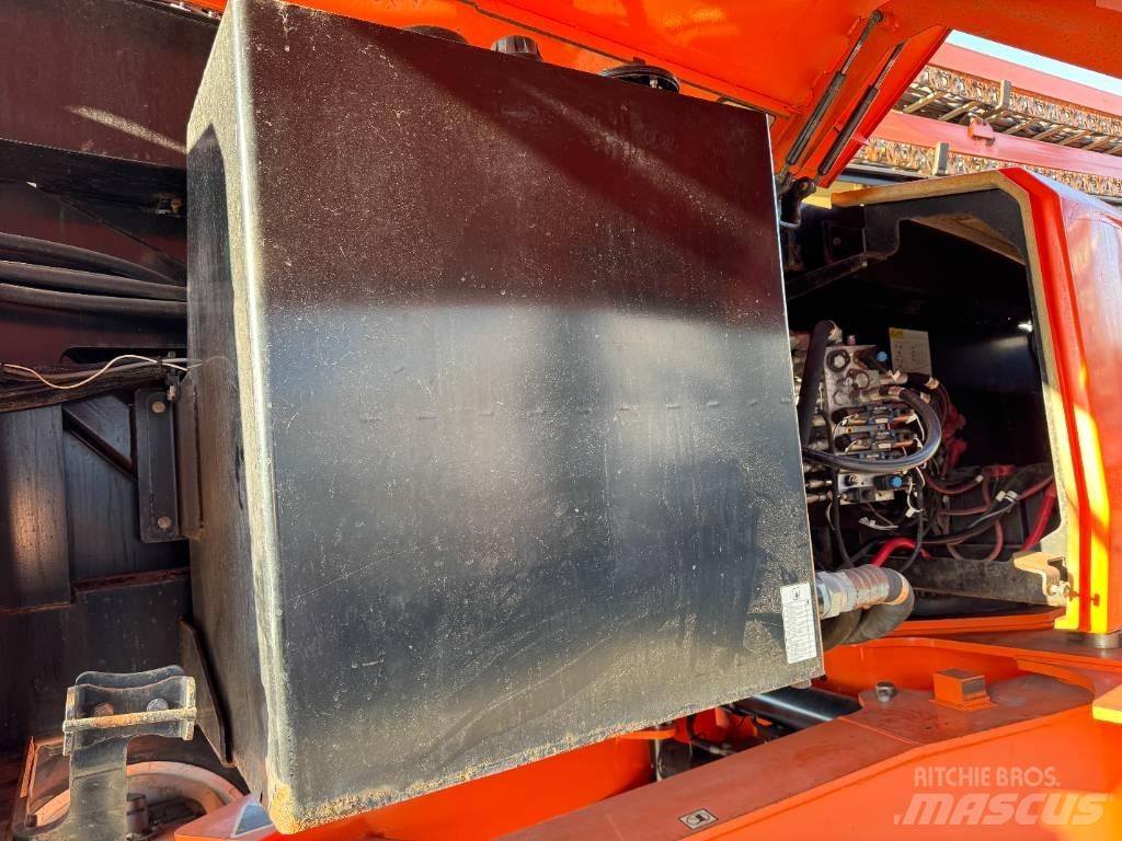 JLG 1850 SJ Телескопічні підйомники