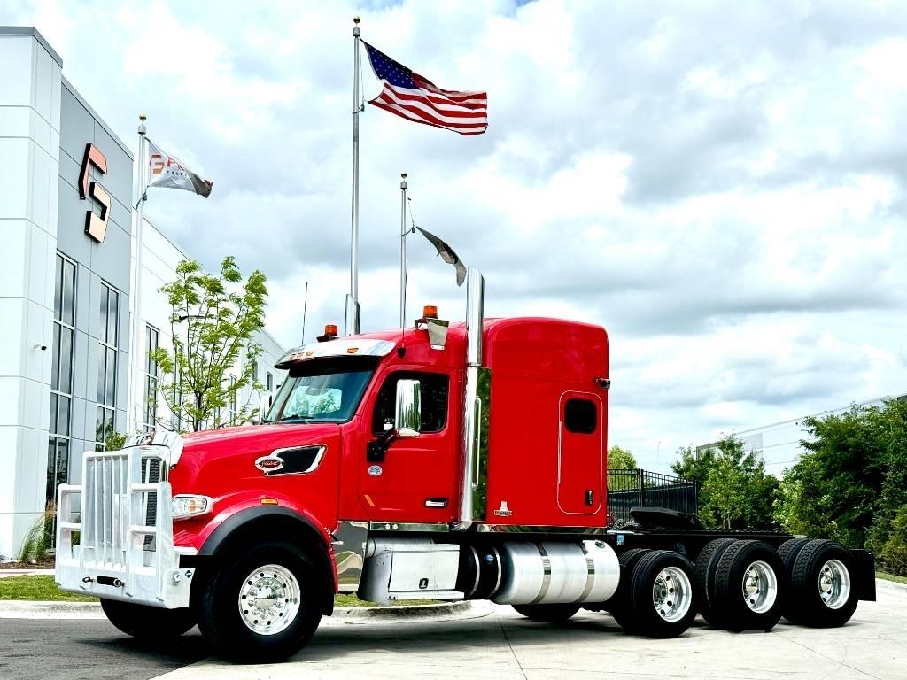 Peterbilt 567 Тягачі