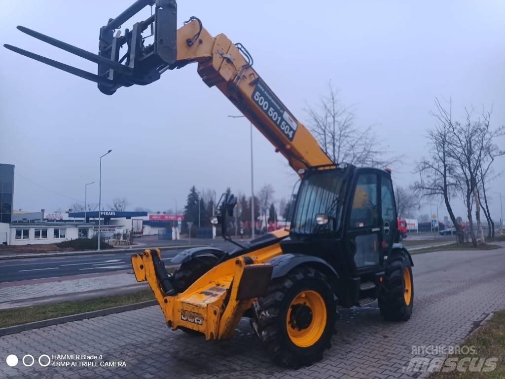JCB 535-140 Hiviz Телескопічні навантажувачі