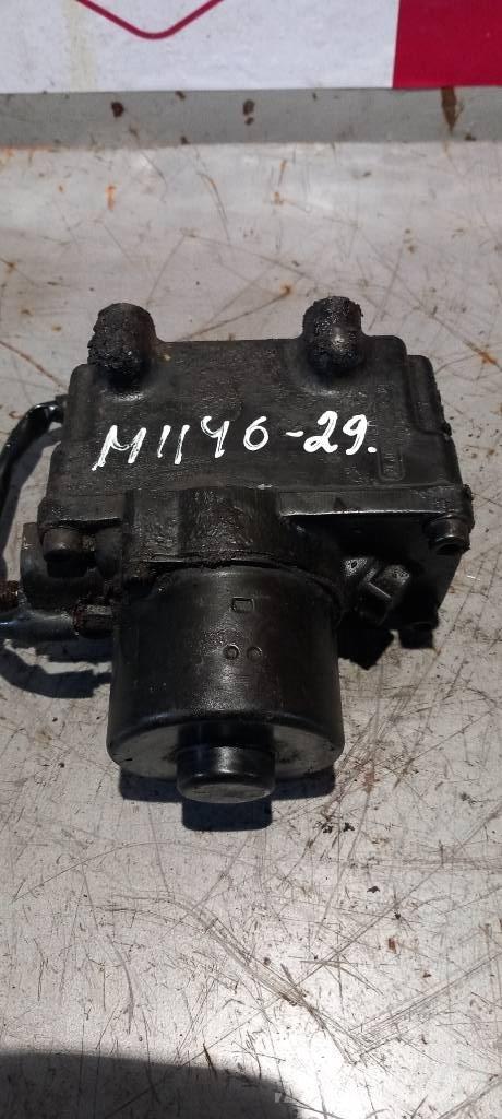 MAN TGS.   85417236122 Гідравліка