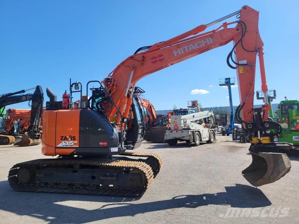 Hitachi ZX 135 US-6 Гусеничні екскаватори