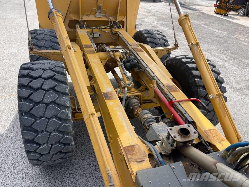 Bell B 35 E 2x units Зчленовані самоскиди