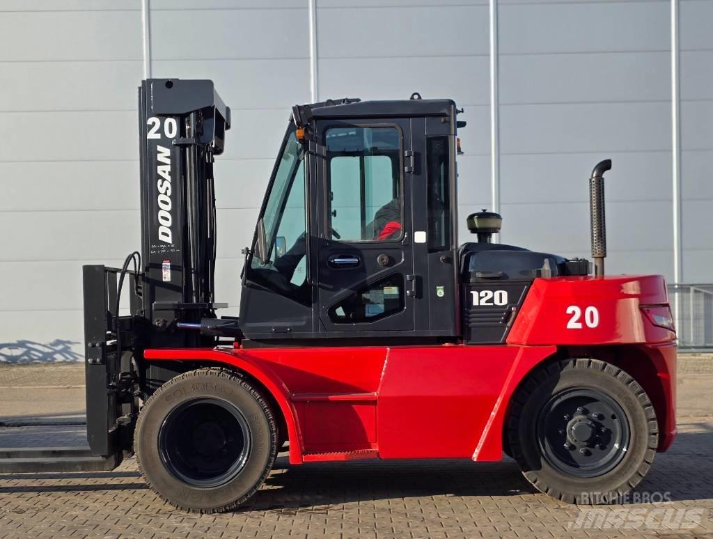 Doosan D90/120 S-7 Дизельні навантажувачі