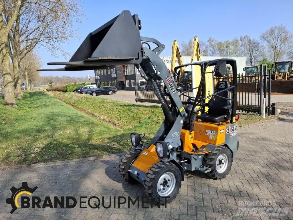 GiANT G1200HD Фронтальні навантажувачі