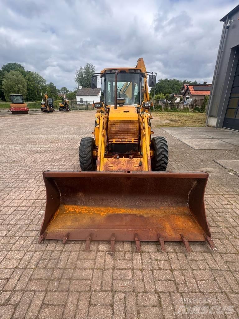Komatsu WB 97 R-5EO Екскаватори-навантажувачі