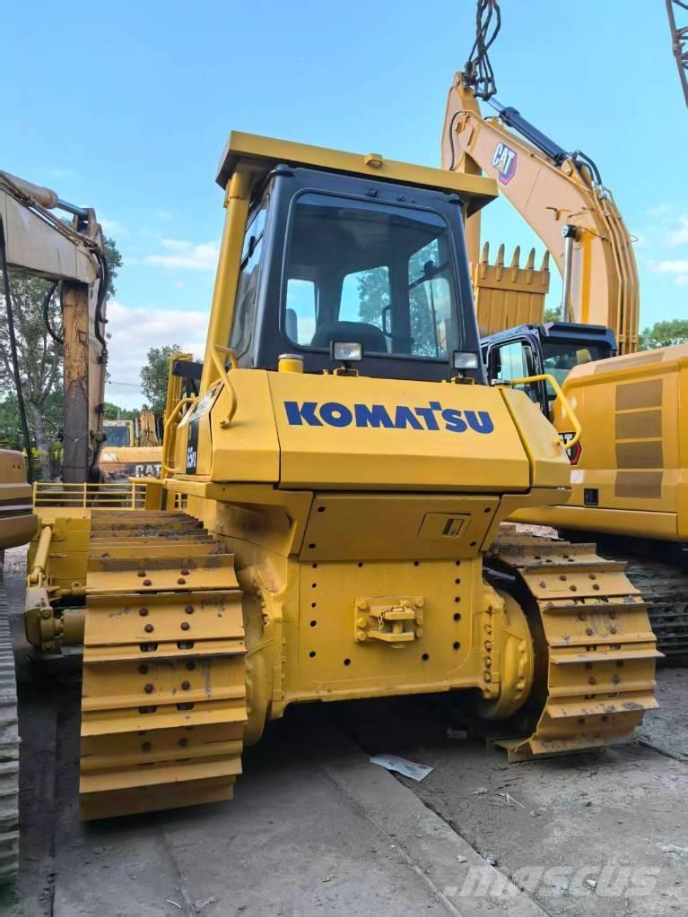 Komatsu D 65 PX-12 Гусеничні бульдозери