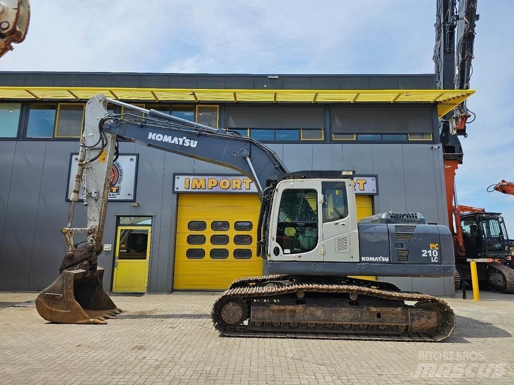 Komatsu PC210LC-8 Гусеничні екскаватори