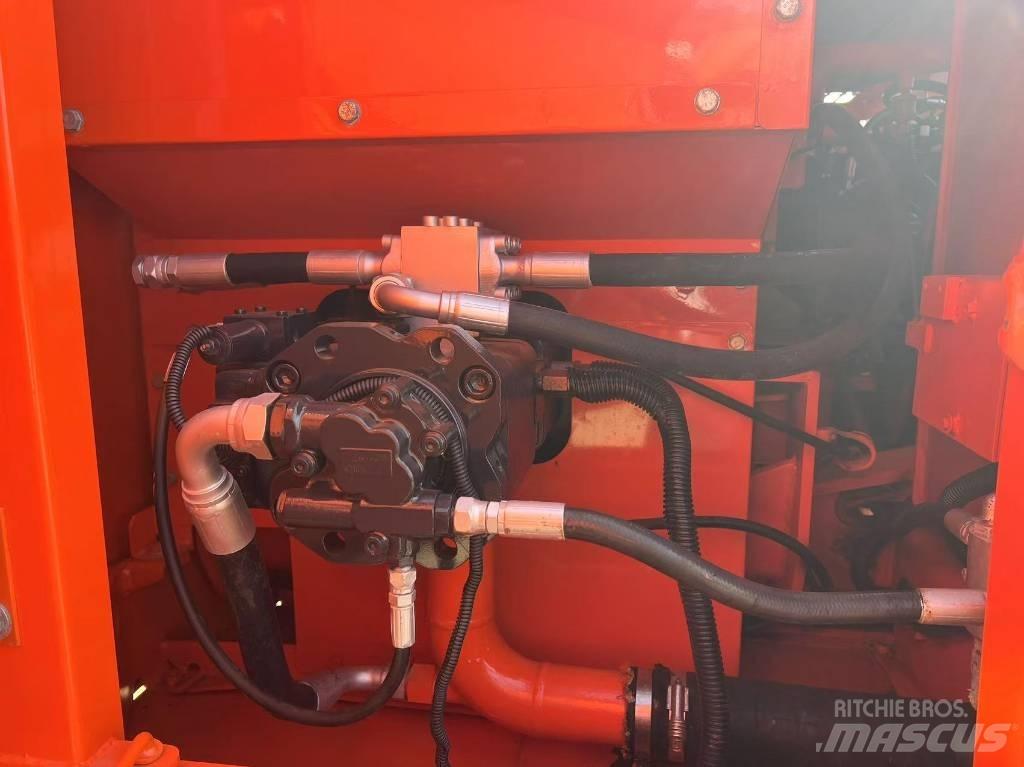 Doosan 150lc Гусеничні екскаватори