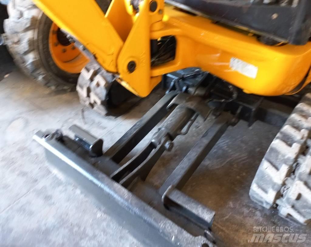 JCB 8018 CTS Міні-екскаватори < 7т