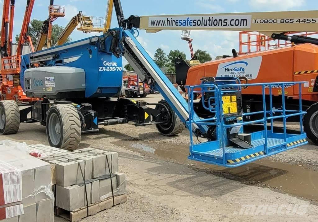 Genie ZX 135/70 Колінчаті підйомники