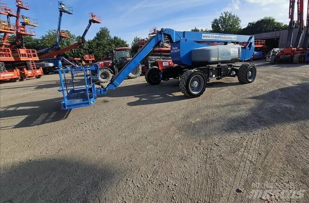 Genie ZX 135/70 Колінчаті підйомники