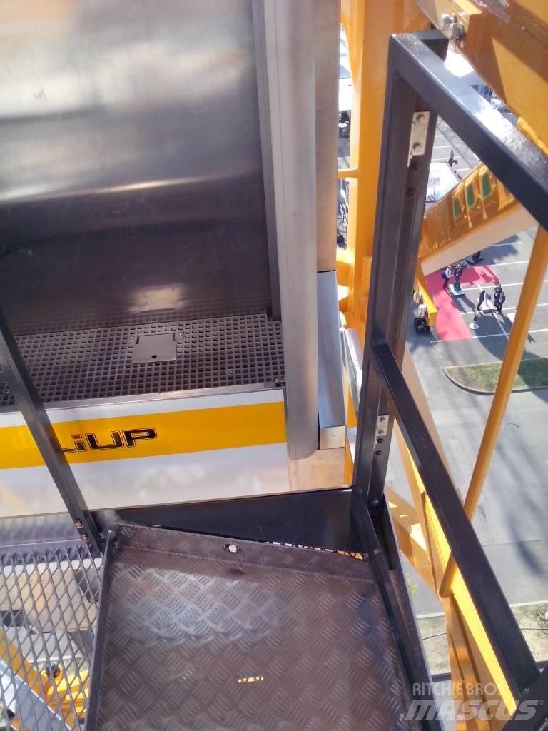 Liebherr LiUp 200 Підйомно-транспортне обладнання і вантажні ліфти