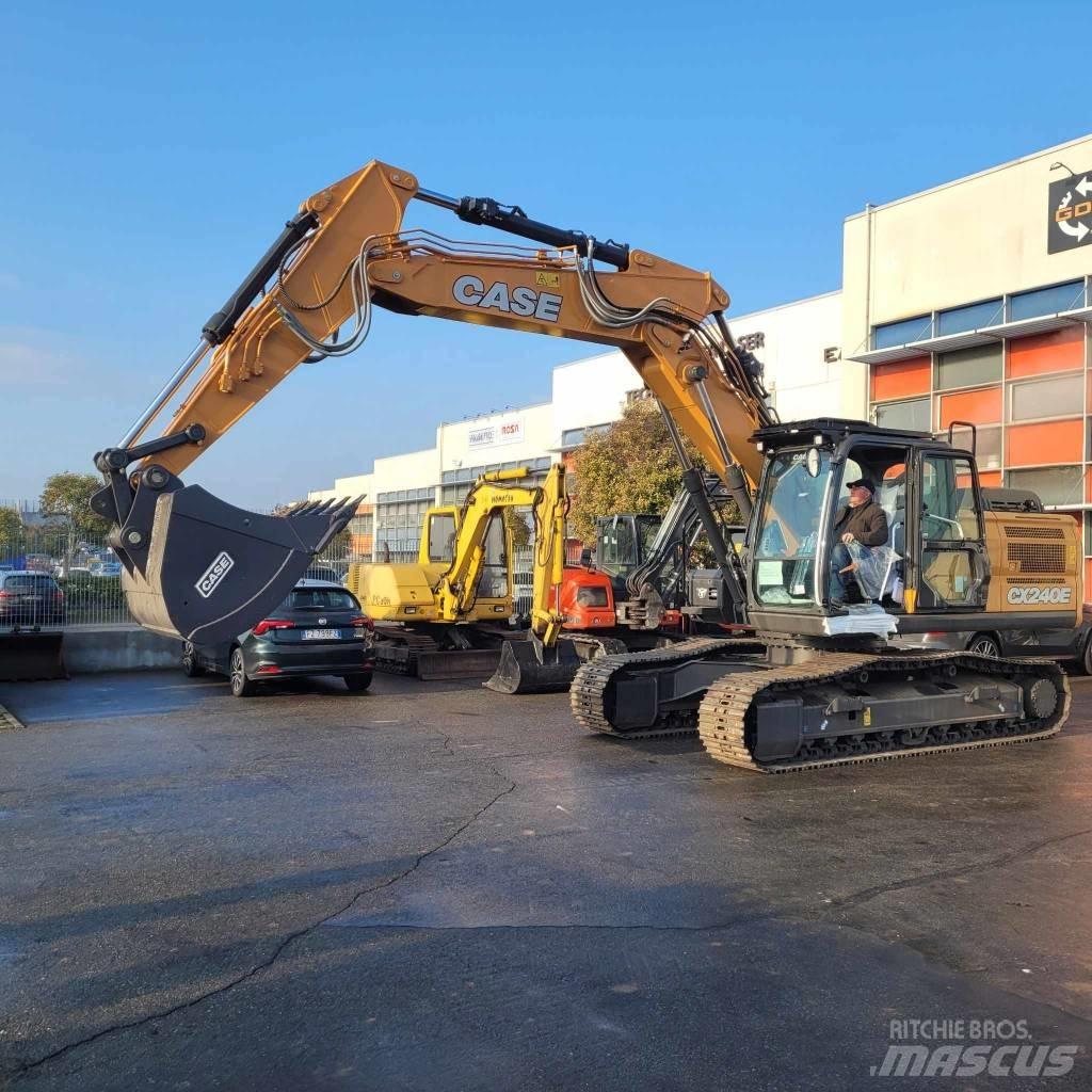 CASE CX 240 E Гусеничні екскаватори