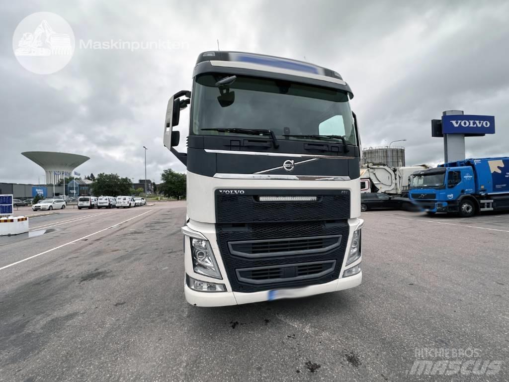 Volvo FH 500 EKIPAGE Вантажівки з гаковим підйомом