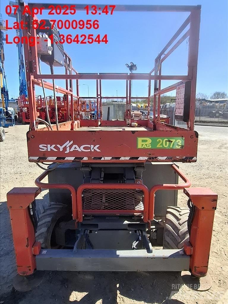SkyJack SJ 6832 RT Підйомники-ножиці