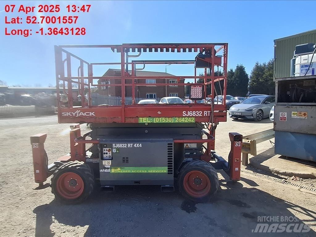 SkyJack SJ 6832 RT Підйомники-ножиці