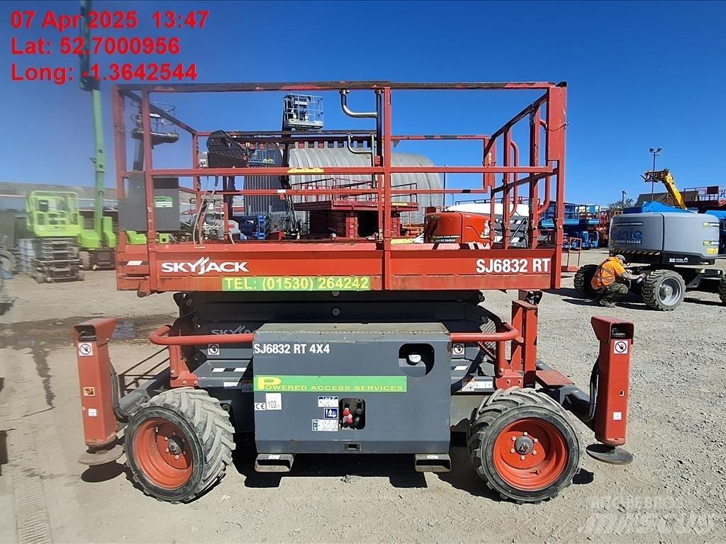 SkyJack SJ 6832 RT Підйомники-ножиці