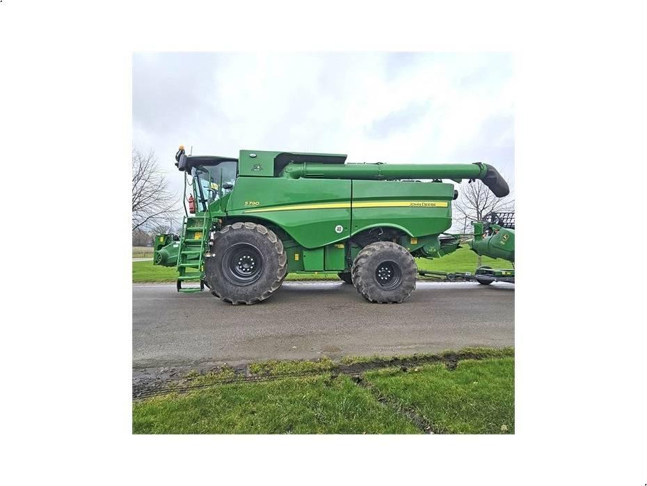 John Deere S 790 Зернозбиральні комбайни