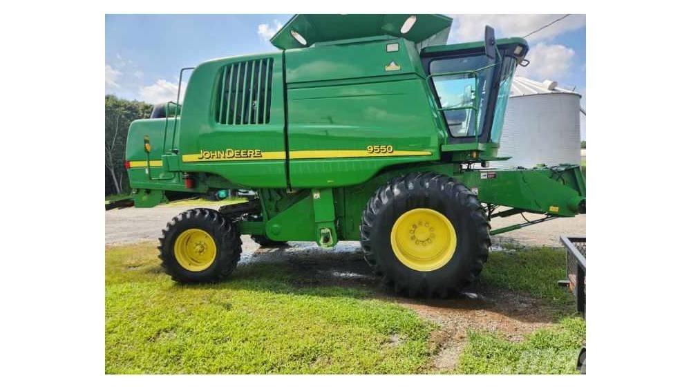 John Deere 9550 Зернозбиральні комбайни