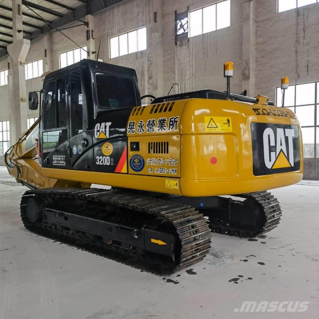 CAT 320 D2 Гусеничні екскаватори