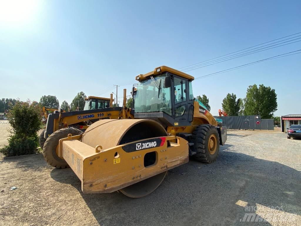 XCMG SX233JE Грунтові котки