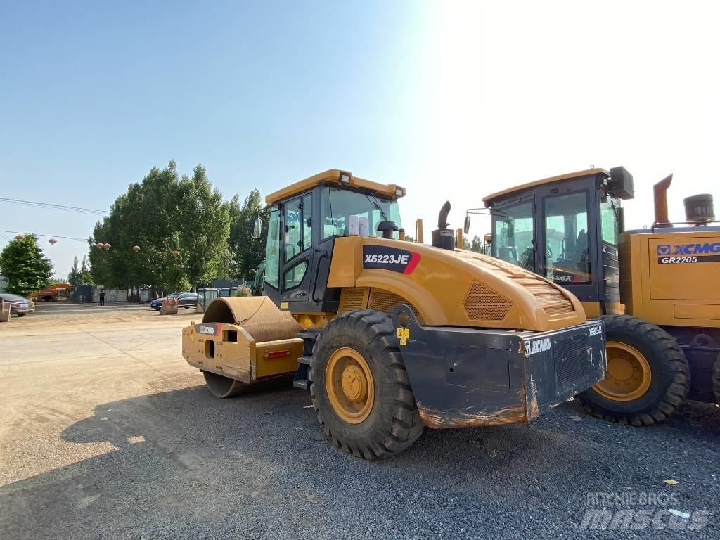XCMG SX233JE Грунтові котки
