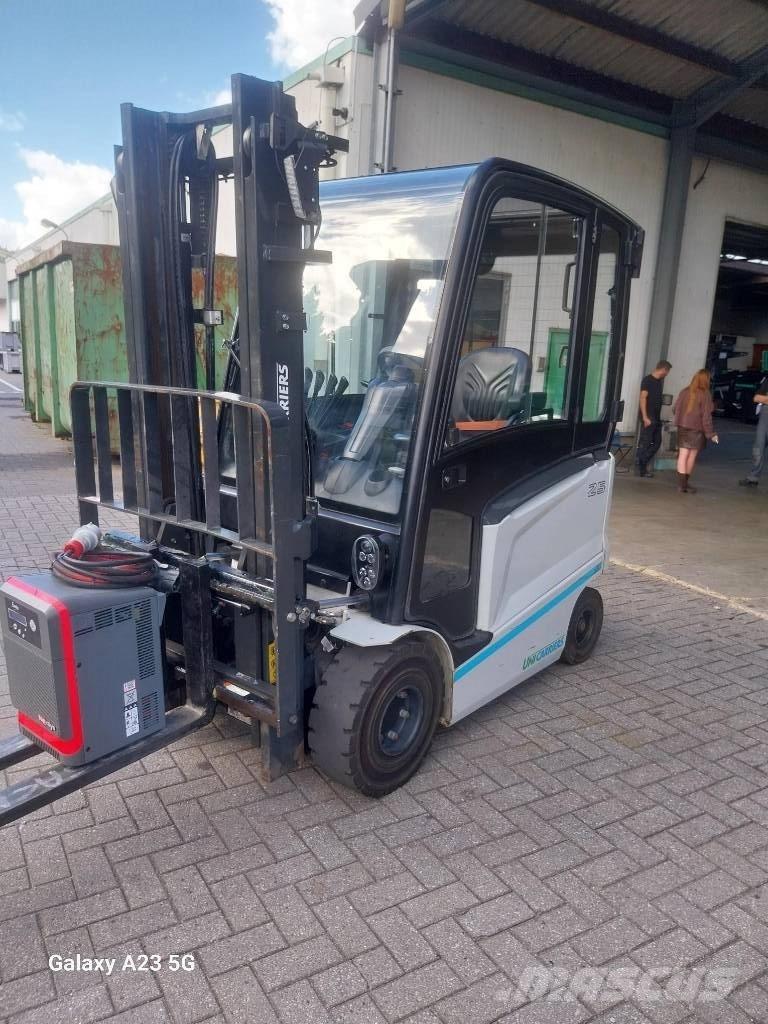 UniCarriers MX 25 Електронавантажувачі