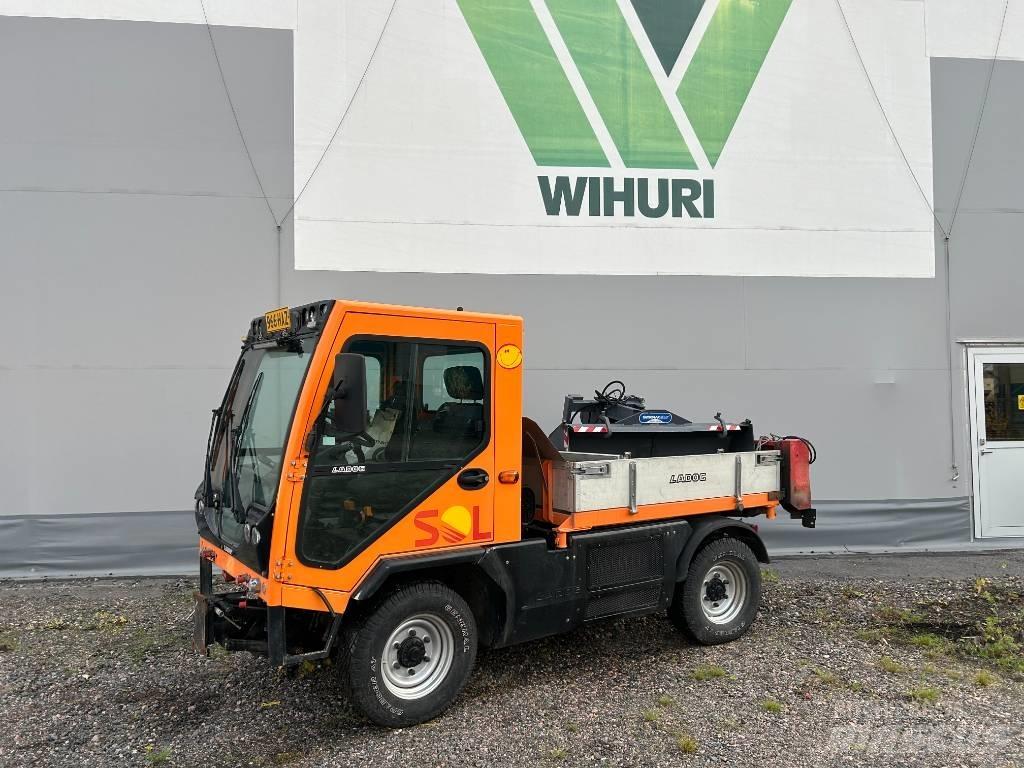 Ladog T1400 Підсобні машини