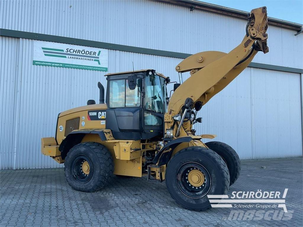  938 M Фронтальні навантажувачі