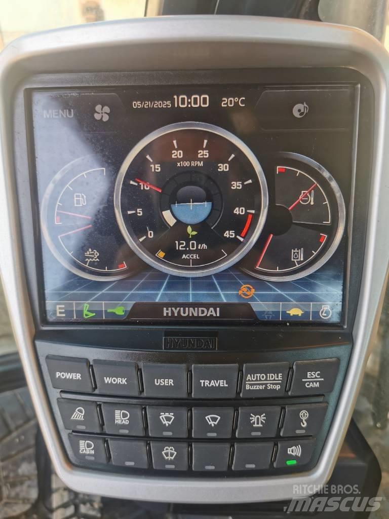 Hyundai HX 260 NL Гусеничні екскаватори