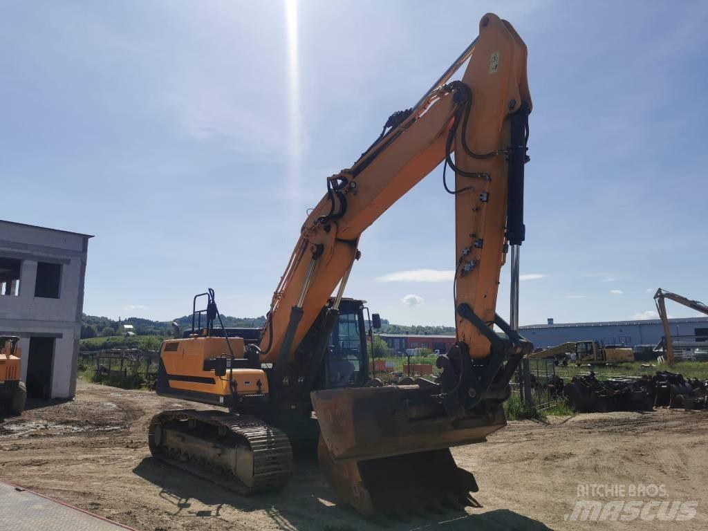 Hyundai HX 260 NL Гусеничні екскаватори