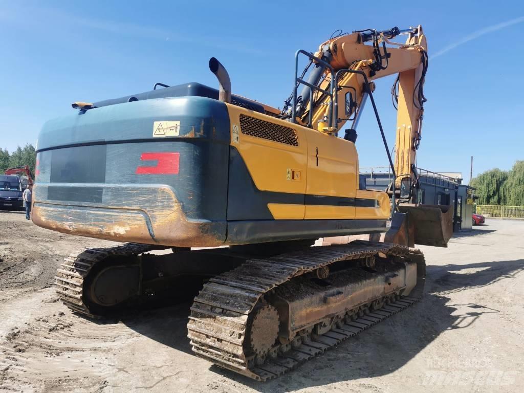 Hyundai HX 260 NL Гусеничні екскаватори