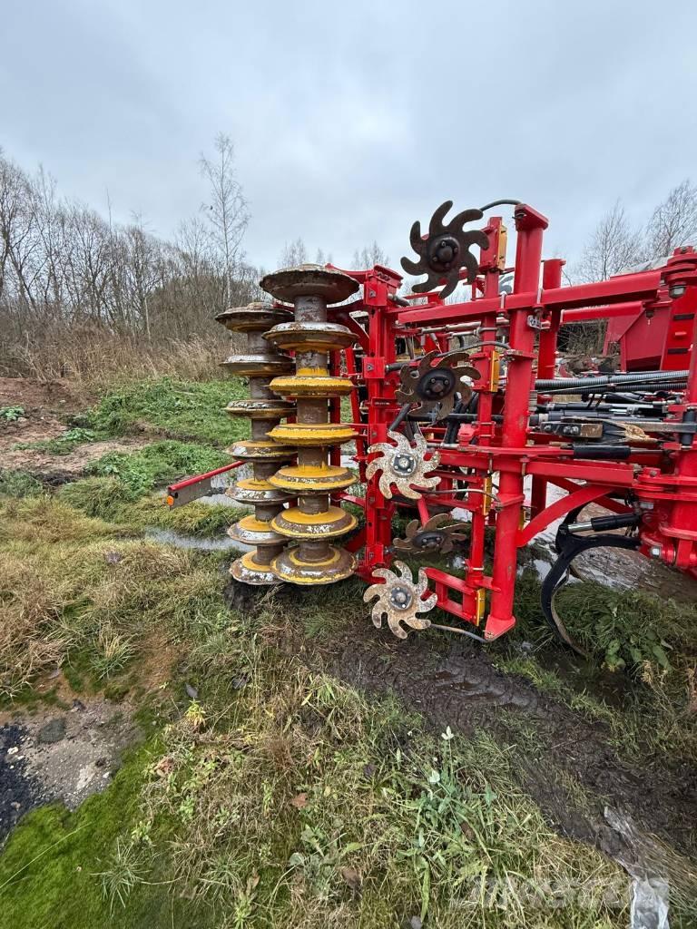 Väderstad Topdown400 Культиватори