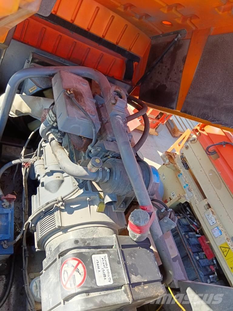 Atlas Copco QAX 30 Дизельні генератори