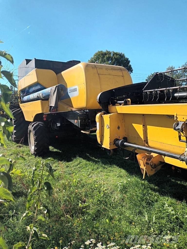 New Holland CS 6080 Зернозбиральні комбайни