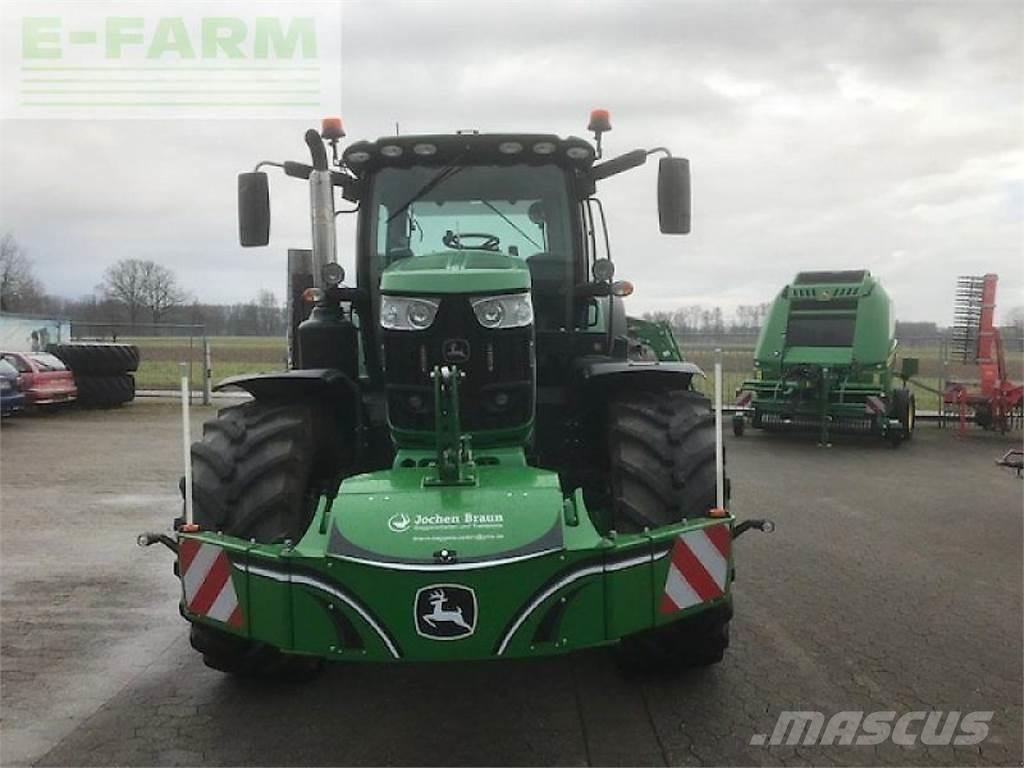 John Deere 6215r Трактори