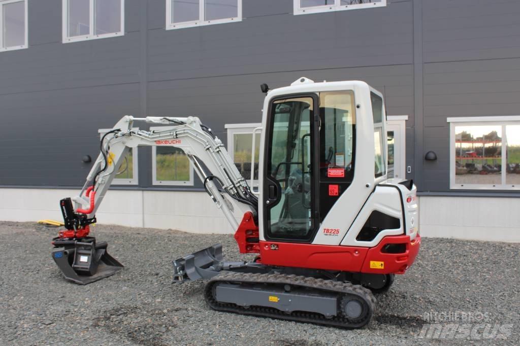Takeuchi TB 225 Міні-екскаватори < 7т