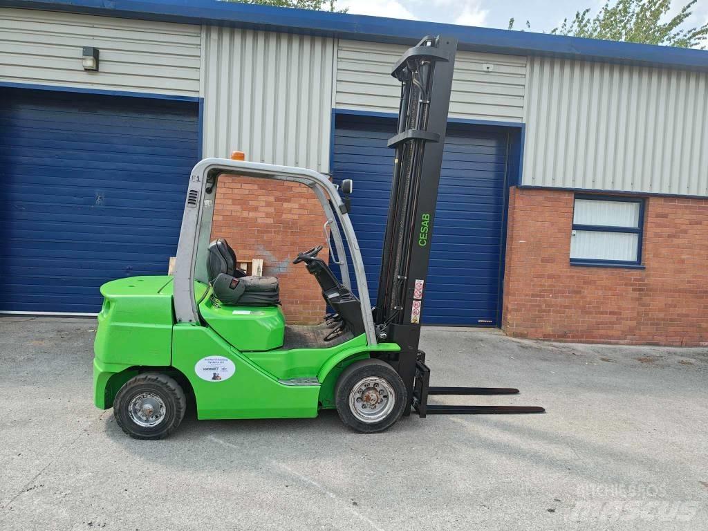 Cesab M 325 Дизельні навантажувачі