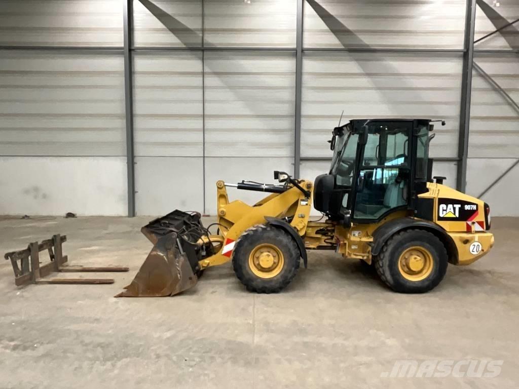 CAT 907 H 2 Фронтальні навантажувачі