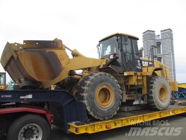 CAT 966H Фронтальні навантажувачі