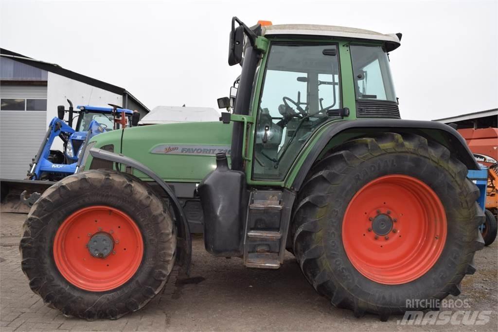 Fendt 716 Vario Трактори