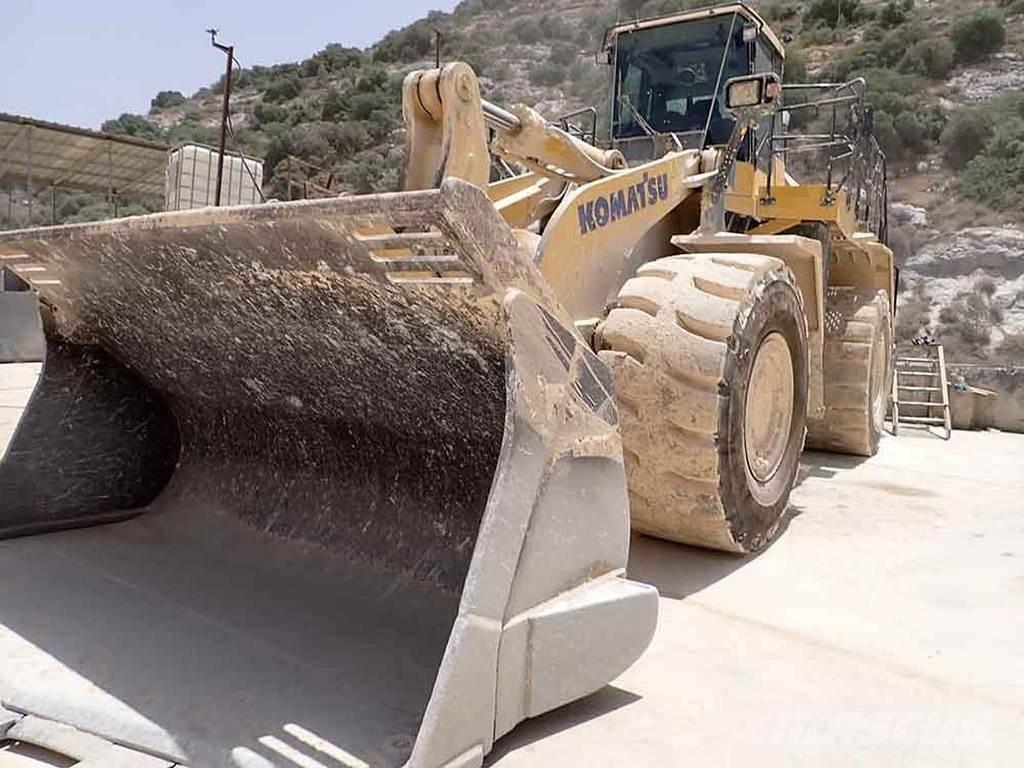 Komatsu WA600-8EO Фронтальні навантажувачі