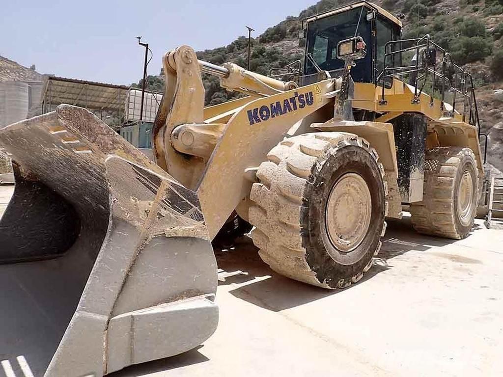 Komatsu WA600-8EO Фронтальні навантажувачі