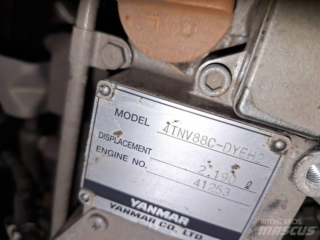 Yanmar 4TNV88C-DYEH2 Двигуни
