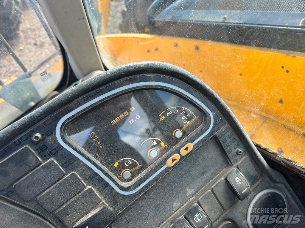 JCB 533-105 Телескопічні навантажувачі