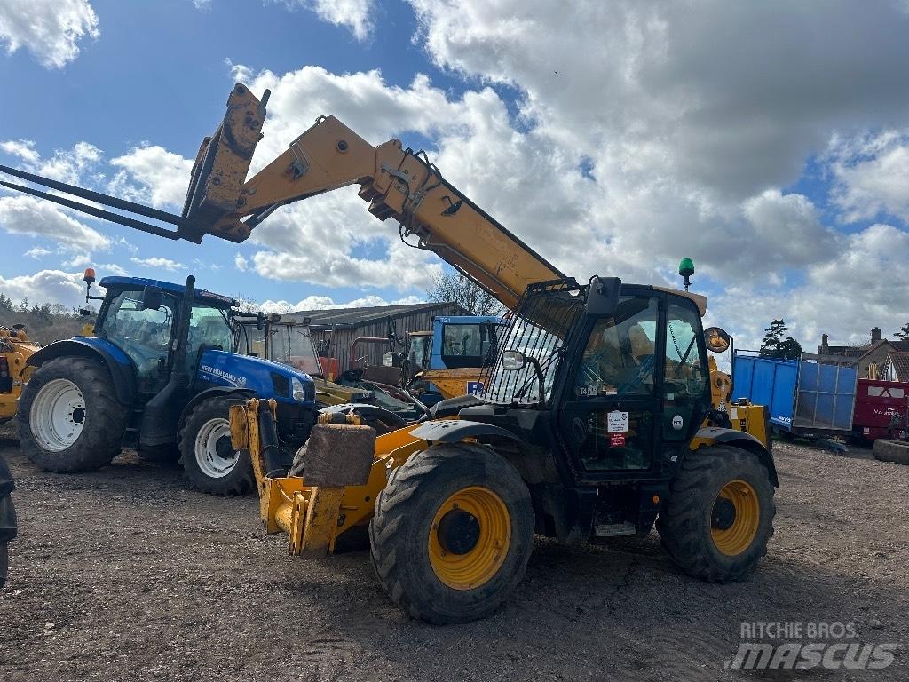 JCB 533-105 Телескопічні навантажувачі